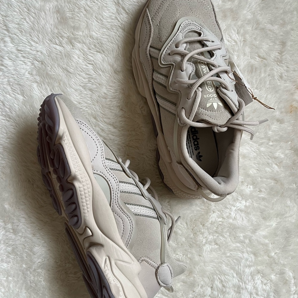 Ozweego Addidas
